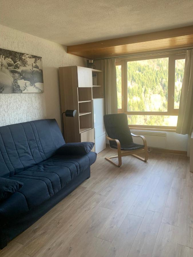 Appartement Avec Acces Piscine- Station- 4 Personnes Saint-Jean-dʼAulps Exteriör bild